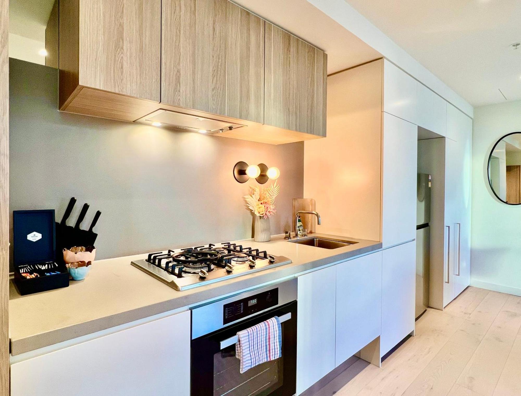 Highrise Best Location 2Baths Melbourne Exteriör bild